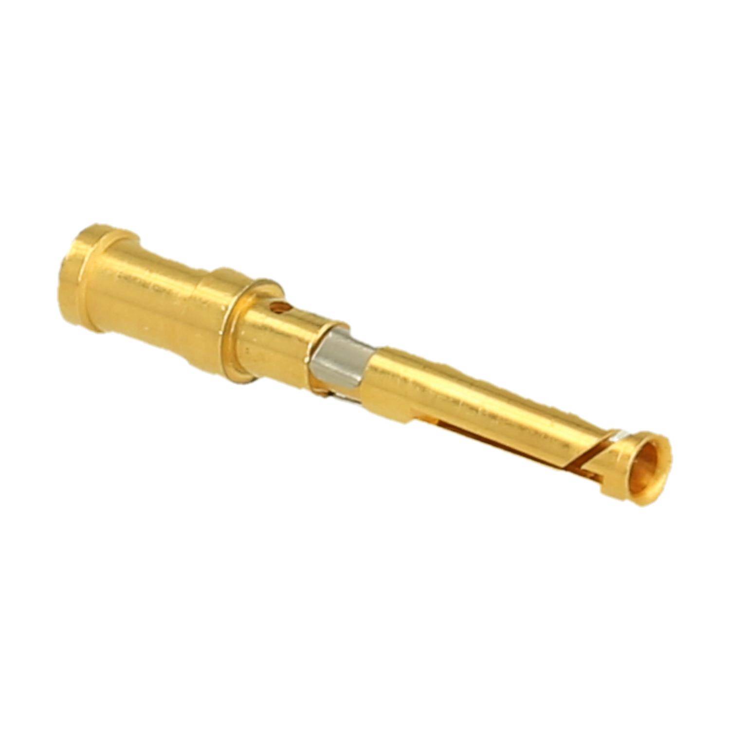 Ein goldenes Teleskop mit ausziehbarem Design, leicht nach rechts geneigt auf weißem Hintergrund.