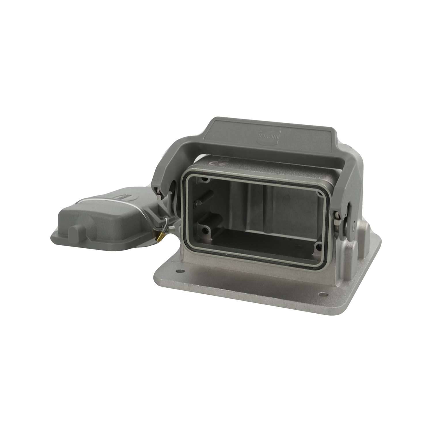 Ein graues rechteckiges Industrie-Steckgehäuse mit offener Oberseite, das für elektrische Verbindungen verwendet wird, auf weißem Hintergrund gezeigt.