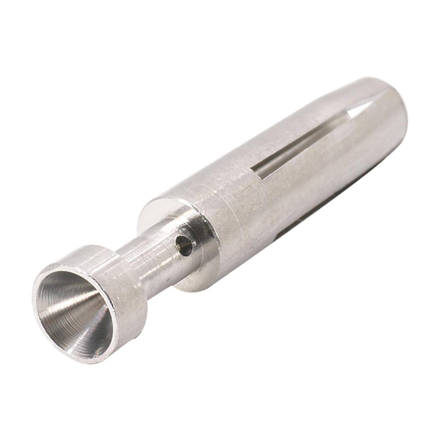 Ein metallisches, zylindrisches Objekt mit einer geschlitzten Öffnung und einem hohlen, sich verjüngenden Ende.