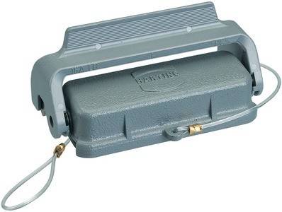 Ein grau-industrielles Anschlussgehäuse mit einem Griff, das ein sicheres und robustes Design zeigt und zum Schutz elektrischer Verbindungen verwendet wird.