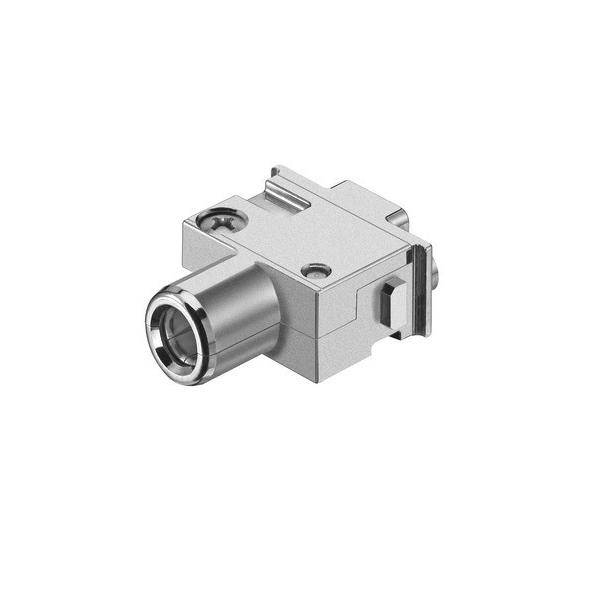 Ein Metallkoaxialstecker mit einem zylindrischen Stift und rechteckiger Basis, der für elektrische oder elektronische Verbindungen verwendet wird.