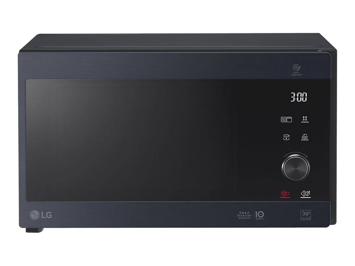 Schwarze LG-Mikrowelle für die Arbeitsplatte mit digitaler Anzeige, die 3:00 zeigt, und einem Bedienregler auf der rechten Seite.