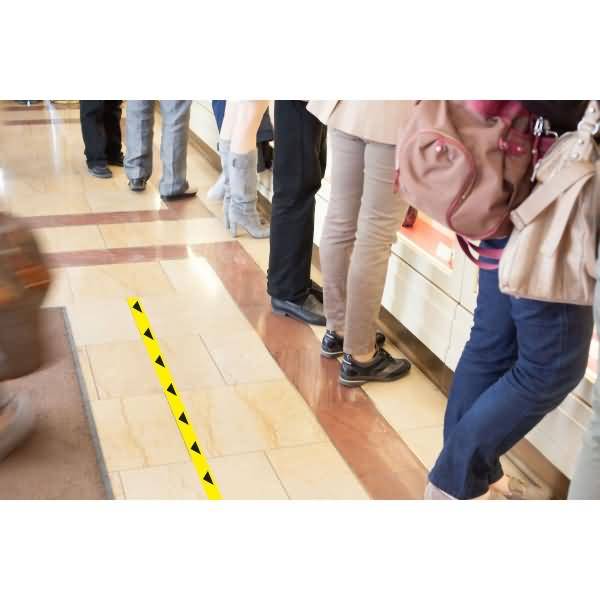 Fußbodenaufkleber 50mmx1m gelb/schwarz