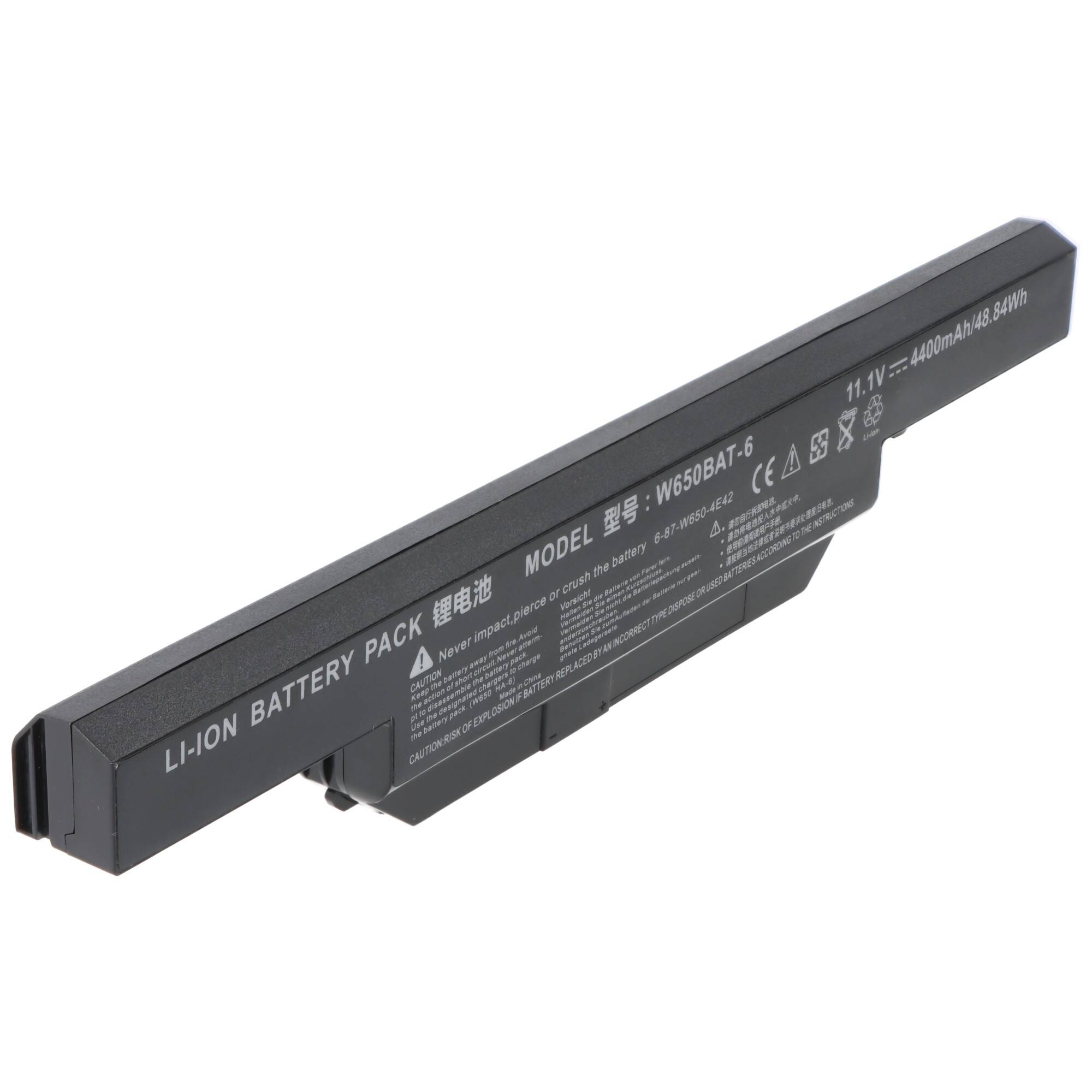 Schwarzes Laptop-Lithium-Ionen-Akkupack mit der Bezeichnung „MODEL: W650BAT-6