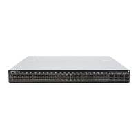 Vorderansicht eines Rack-montierten Netzwerk-Switches mit vielen Ethernet-Anschlüssen auf der Frontplatte.