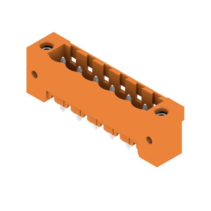 Ein orangefarbener Klemmenblock mit mehreren Anschlusspunkten, der zur Befestigung und Organisation von elektrischen Kabeln dient, aus einem Winkel betrachtet.
