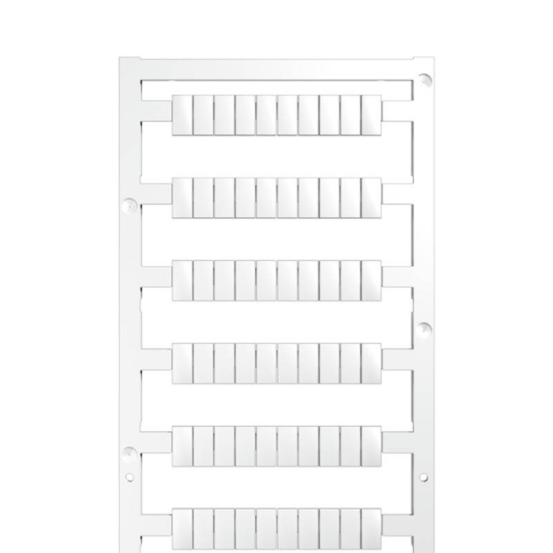 Ein weißes Panel mit einem gitterartigen Muster aus rechteckigen Schlitzen, die in Reihen und Spalten angeordnet sind. Es wirkt funktional, möglicherweise für Belüftung oder Organisation.