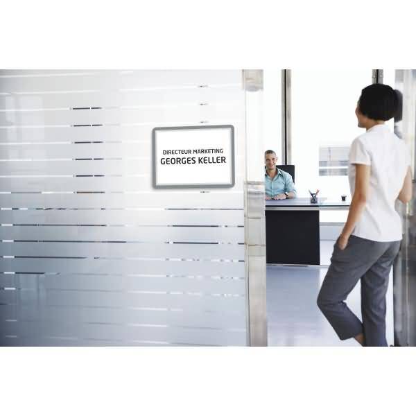 Info-Rahmen A4 selbstklebend/Magnetverschluss VE=2 Stück silber