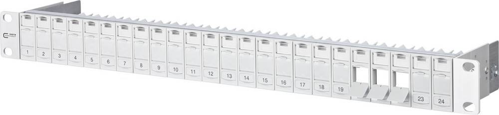 Reihe von acht weißen elektrischen Schalterabdeckungen mit den Beschriftungen 11 bis 18, eingesetzt in einer Sicherungskasten.