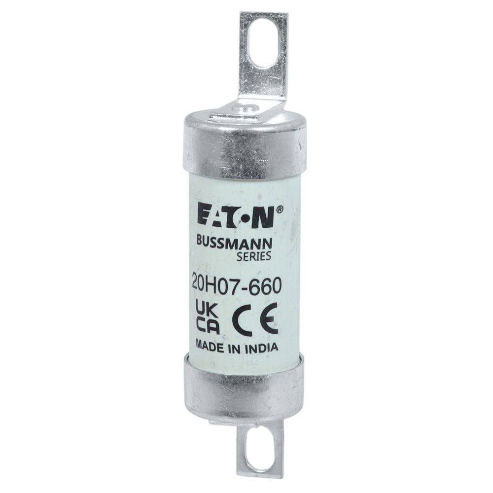 Eine zylindrische Eaton Bussmann-Serie 20H07-660 Sicherung mit Metallenden, beschriftet mit 'Made in India' und Konformitätskennzeichen 'UKCA' und 'CE'.