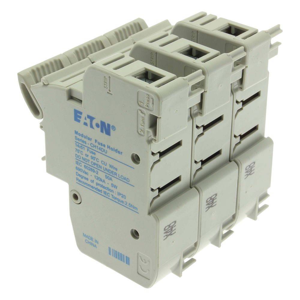 Ein modularer Sicherungshalter mit drei Steckplätzen, mit der Bezeichnung 