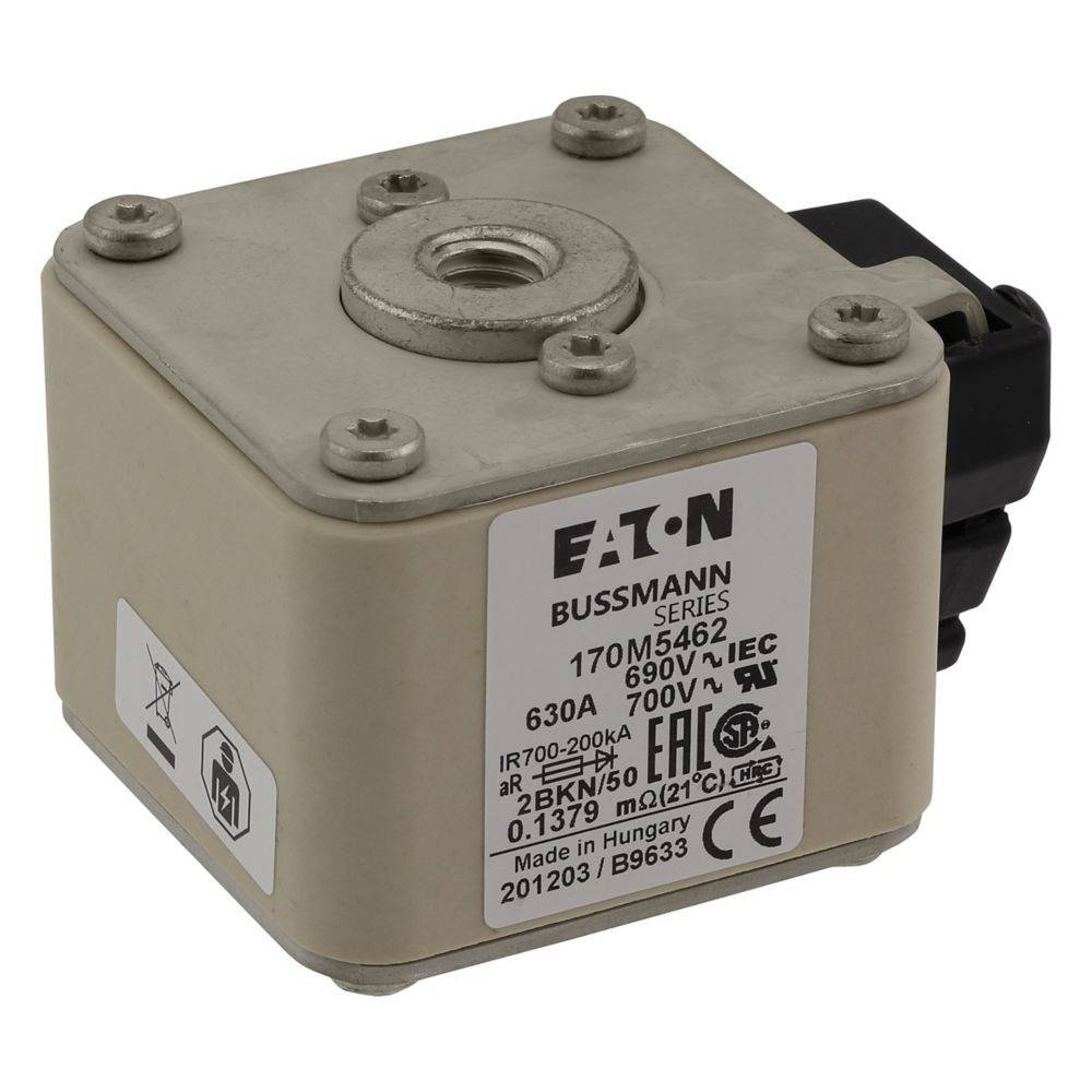 Ein quadratischer EATON Bussmann elektrischer Sicherungseinsatz mit Etikett, das die Spezifikationen zeigt: 630A, 690V, IEC, Serie 170M5462.