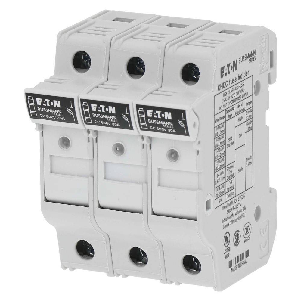Drei weiße Eaton Bussmann CHCC Sicherungshalter nebeneinander ausgerichtet, jeweils mit der Beschriftung „CC 600V 30A