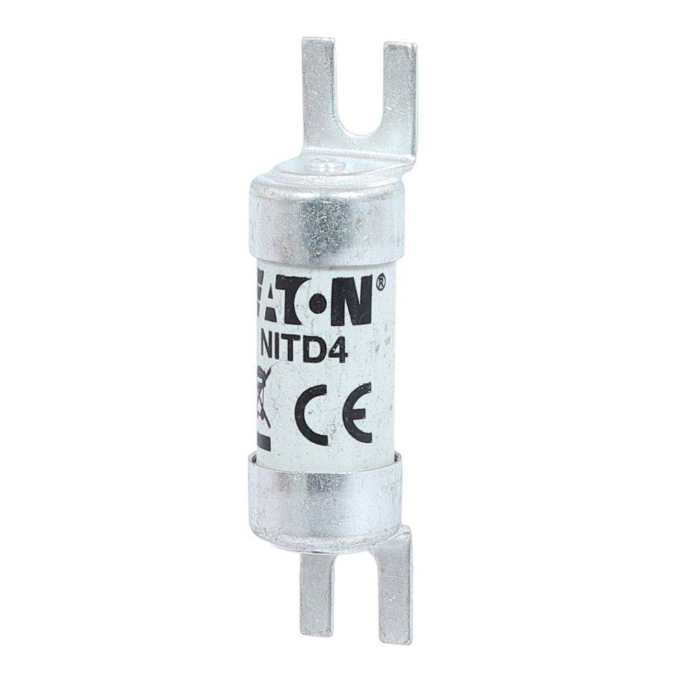 Ein Metallzylindersicherung mit einem Etikett, auf dem 'Eaton', 'NITD4' und CE-Kennzeichnungen zu sehen sind. Die Sicherung hat zwei Metallstifte an beiden Seiten.
