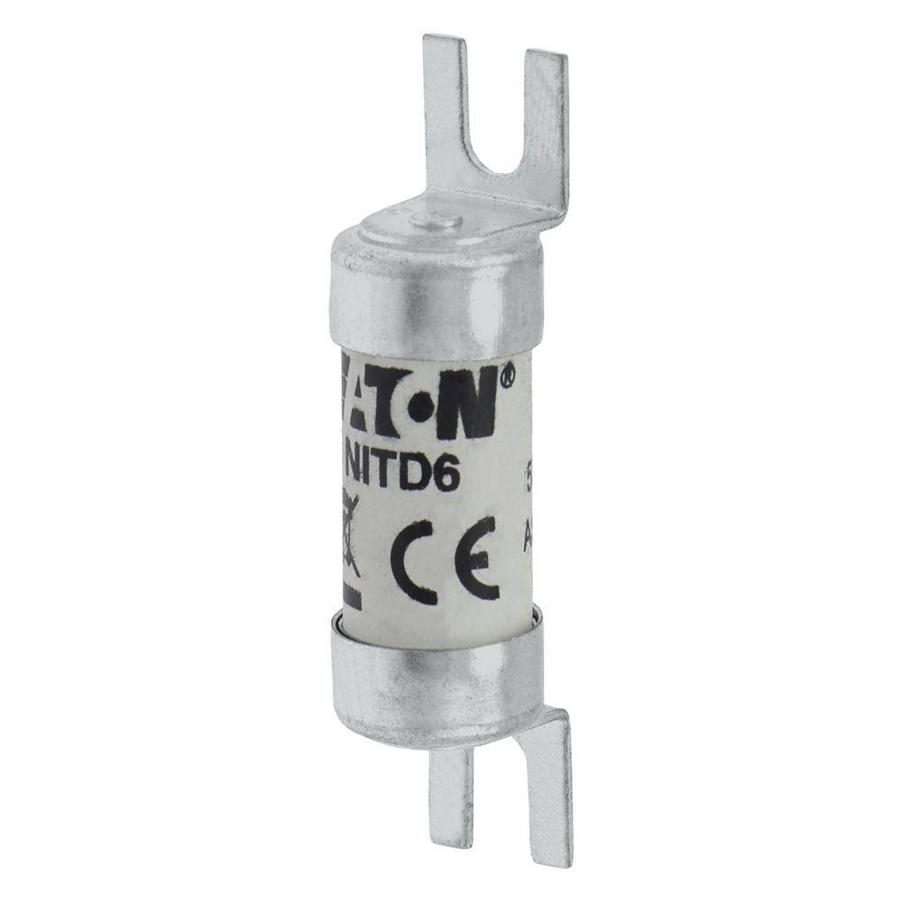 Eine zylindrische elektrische Sicherung mit metallischen Endkappen, die mit ‚Eaton NITD6' und ‚CE' gekennzeichnet ist. Wird in elektrischen Schaltkreisen zum Schutz vor Überstrom verwendet.