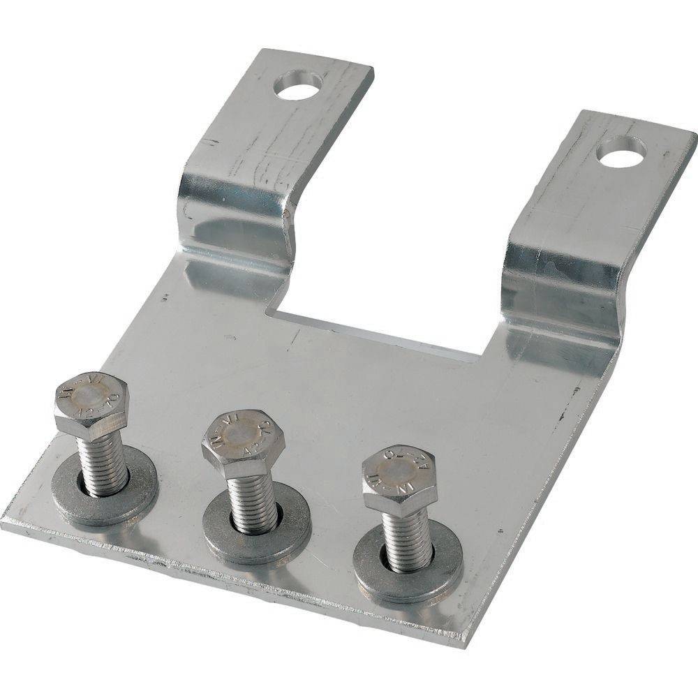 Metallhalterung mit zwei erhöhten Armen und drei Bolzen in einer geraden Linie an der Basis.
