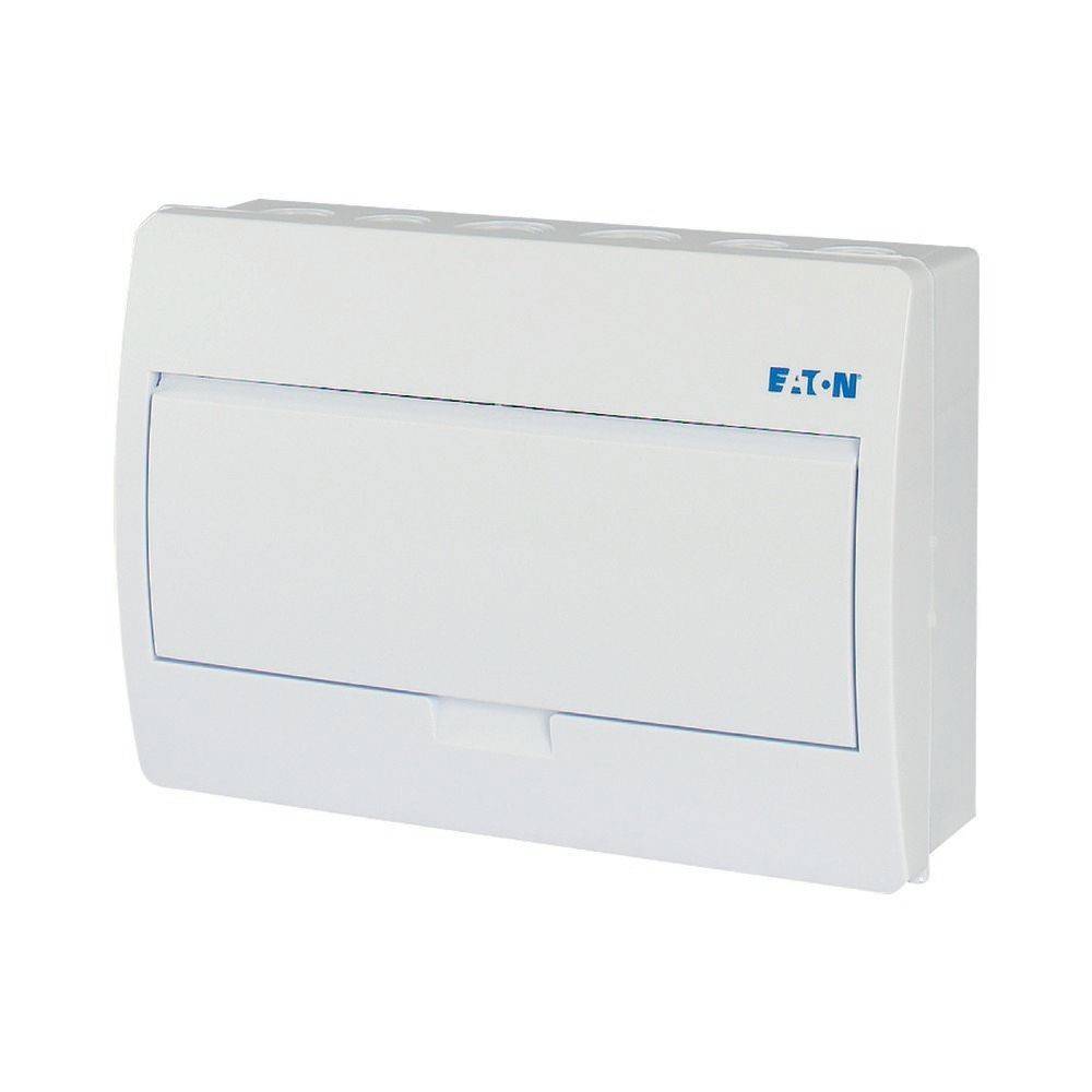 Eine weiße elektrische Verteilerdose mit geschlossener Frontplatte, auf der oben rechts das Logo der Marke 'Eaton' zu sehen ist.