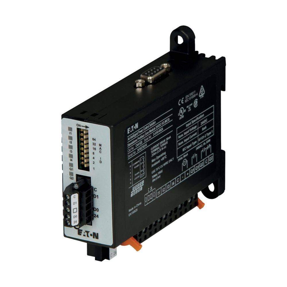 Ein rechteckiges elektronisches Gerät mit Anzeigelichtern, einem seitlichen Anschlussfeld und beschrifteten Ein-/Ausgabeanschlüssen. Es ist ein Steuermodul.