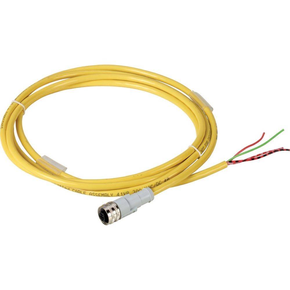 Ein gewickeltes gelbes Kabel mit einem Metallstecker auf der einen Seite und freigelegten farbigen Leitungen auf der anderen Seite, das für elektronische Verbindungen verwendet wird.