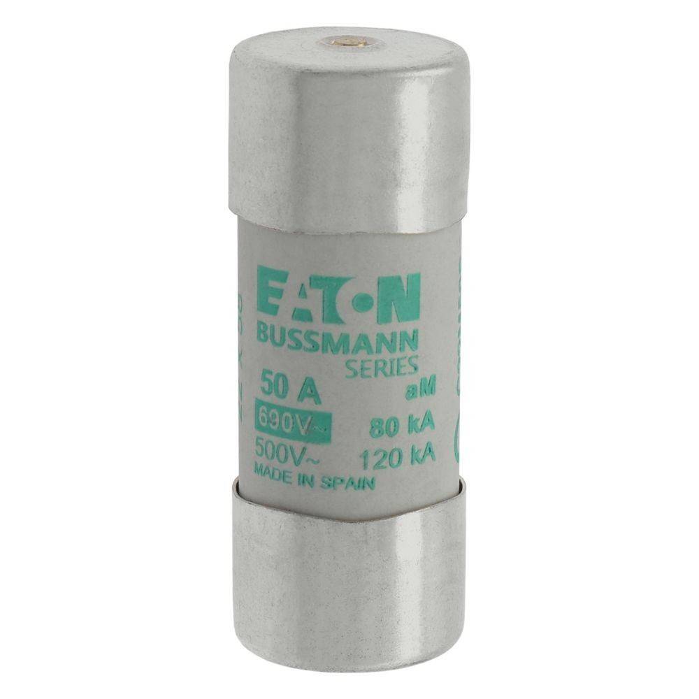 Eine zylindrische Sicherung der Eaton Bussmann-Reihe, mit der Beschriftung '50 A, 690 V', versehen mit Metallkappen und dem Aufdruck 'made in Spain'.