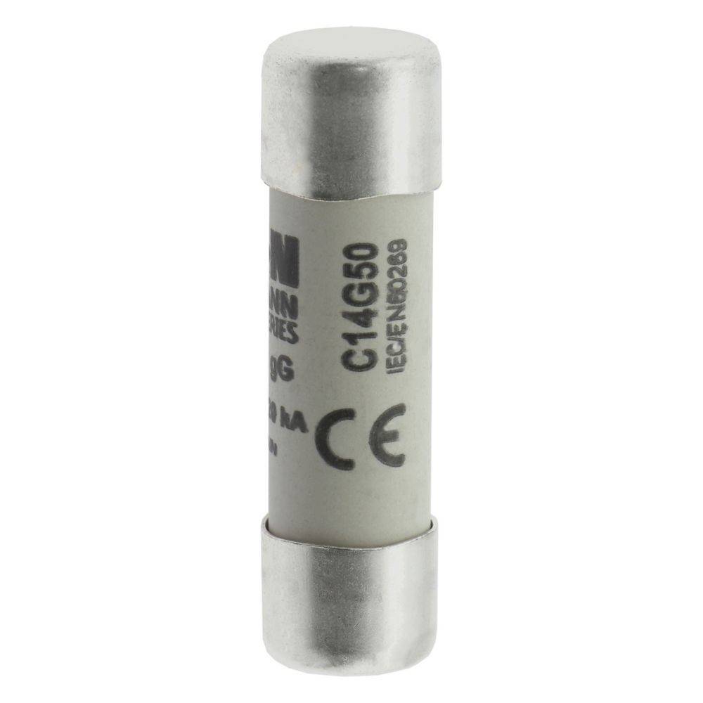 Eine Zylindersicherung mit Metallenden und einem Keramikkörper, beschriftet mit 'C14G50' und 'IEC 60269.' Sie trägt CE-Konformitätskennzeichnungen.