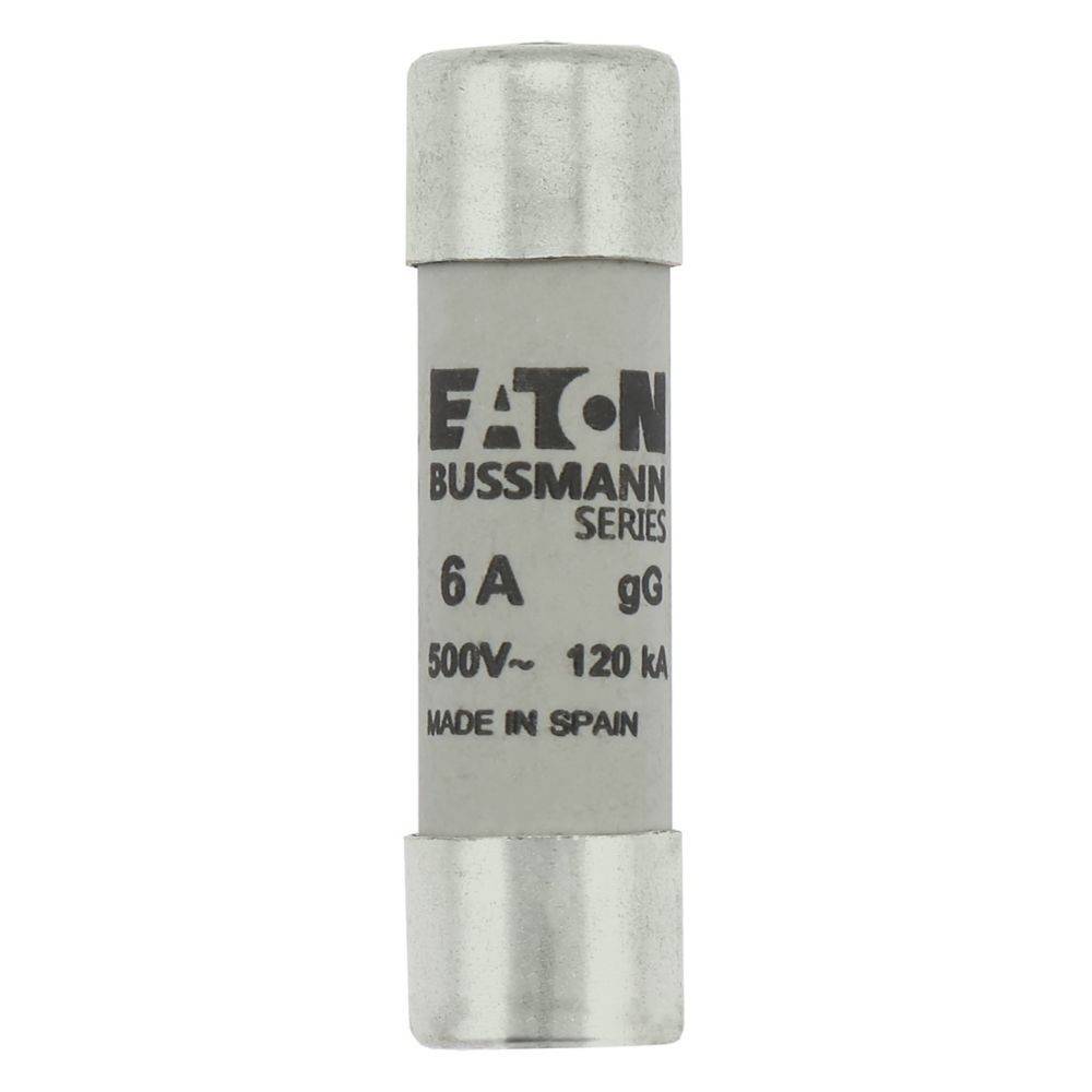 Sicherung mit Markierung: 'Eaton Bussmann Serie', 6A bemessen, 500V, 120kA. In Spanien hergestellt. Verwendet für elektrischen Leitungsschutz.