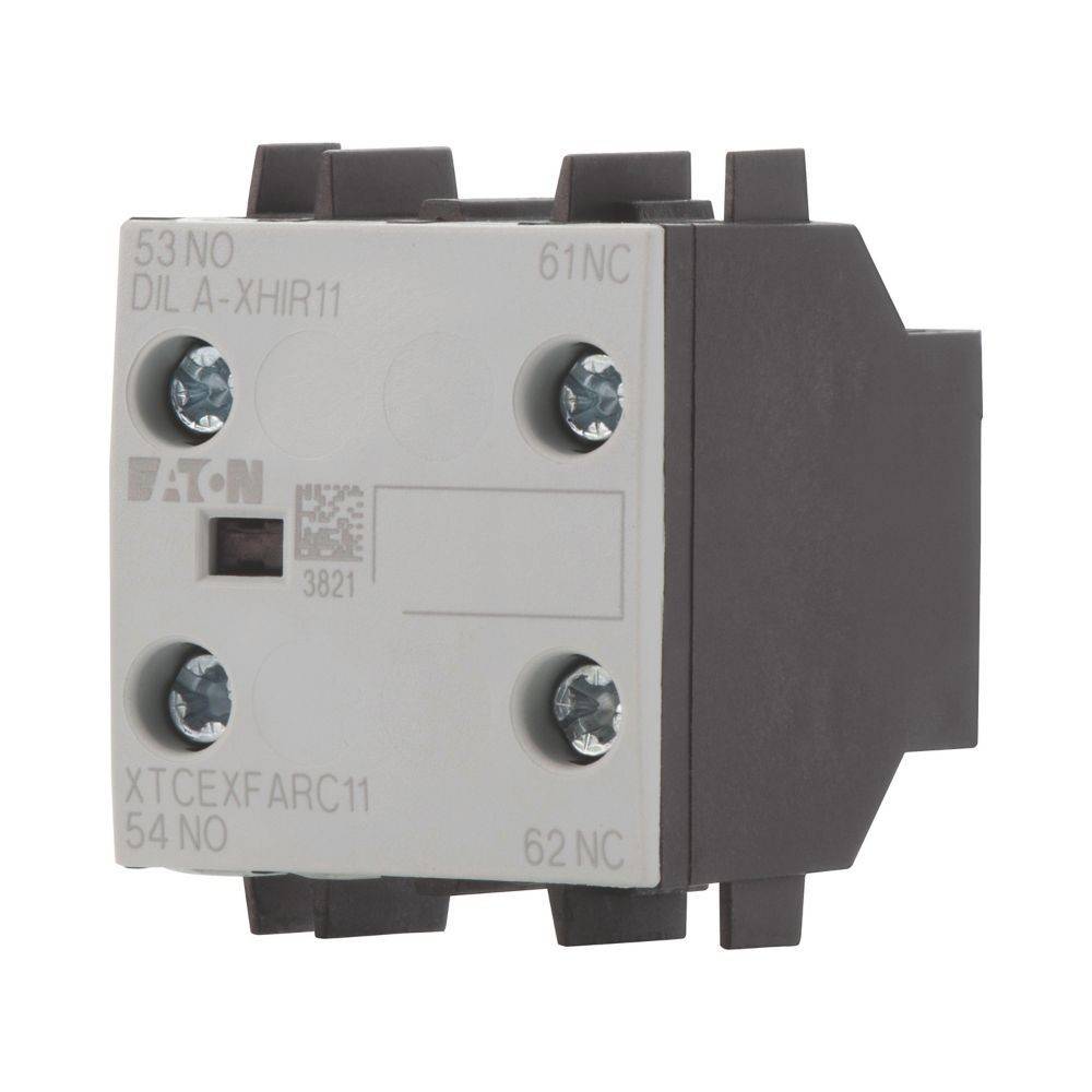 Ein grauer elektrischer Relais mit vier Schraubklemmen, die mit '53 NO', '61 NC', '54 NO' und '62 NC' beschriftet sind. Die Marke 'Eaton' ist sichtbar.