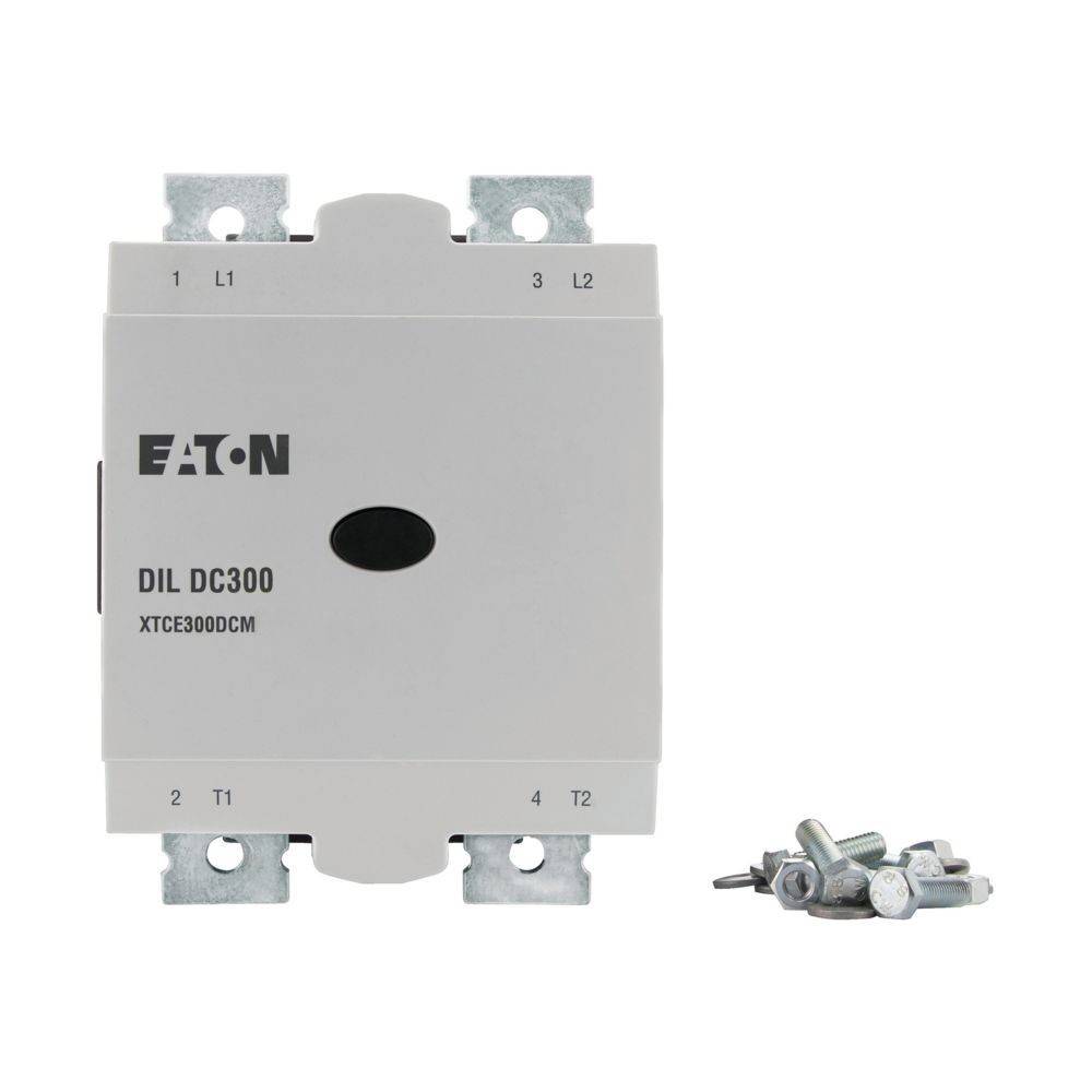 Eaton DIL DC300 Schütz mit angezeigter Modellnummer XTCE300DCM, dargestellt mit Befestigungsbügeln und Schrauben.