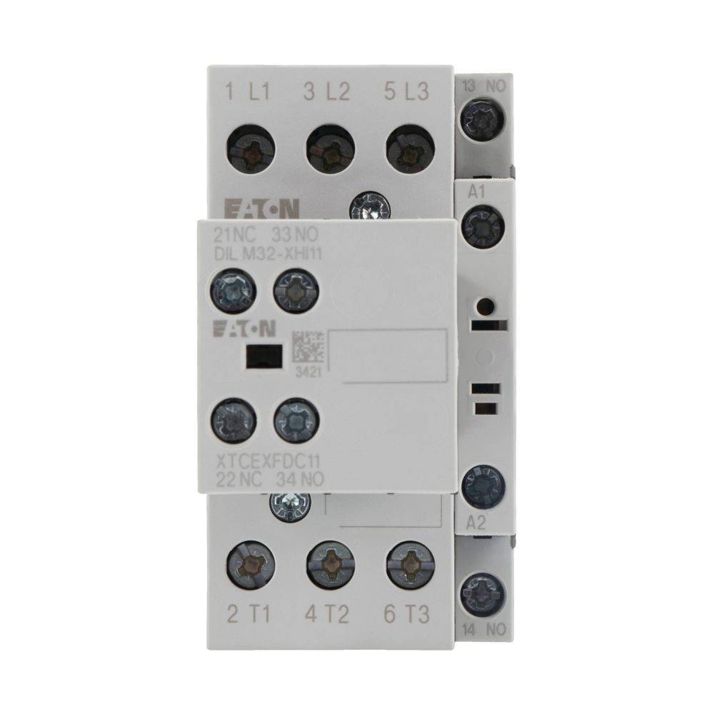 Elektrischer Schütz mit beschrifteten Anschlüssen: L1, L2, L3, T1, T2, T3. Eaton-Markenzeichen sichtbar. Verwendet zur Stromkreissteuerung.