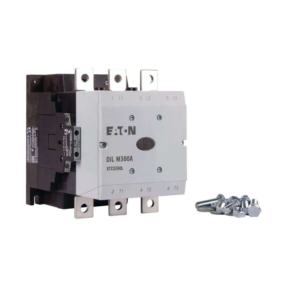Ein weißer und schwarzer Eaton DIL M300A industrieller elektrischer Schütz mit mehreren beschrifteten Anschlüssen. Ein kleiner Satz Schrauben befindet sich in der Nähe.