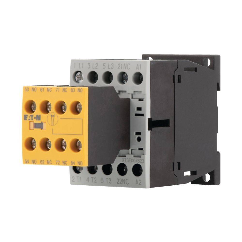 Ein schwarzer und gelber elektrischer Relaisschalter mit mehreren beschrifteten Anschlüssen für Verdrahtungsverbindungen. Die Marke 'Eaton' ist auf dem Modul sichtbar.
