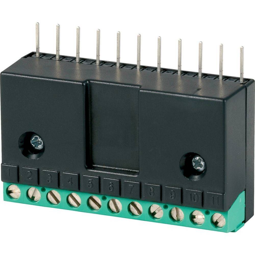 Eine schwarze elektronische Komponente mit mehreren Metallstiften und nummerierten grünen Schraubklemmen, die für elektrische Verbindungen in Schaltkreisen konzipiert ist.