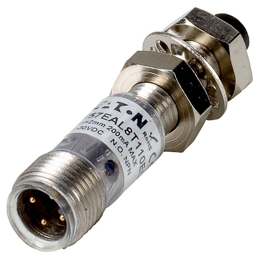 Ein metallischer zylindrischer Anschluss mit der Bezeichnung 'STEALTH T1'. Er verfügt über mehrere Stifte und ein verschraubbares Ende, geeignet für industrielle oder technische Verbindungen.