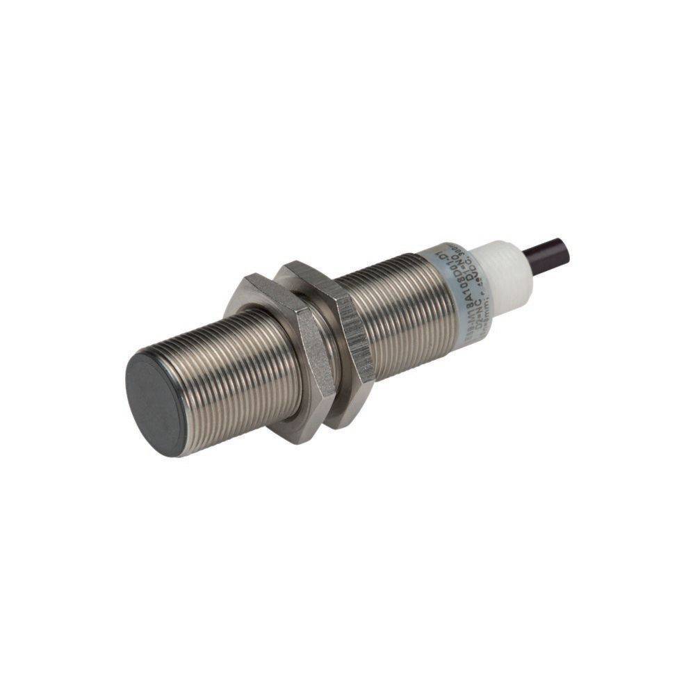 Ein zylindrischer Metallsensor mit Gewinde, einer Mutter und einem Kabel, das an einem Ende herausragt, der zur Erkennung von Nähe oder Anwesenheit verwendet wird.