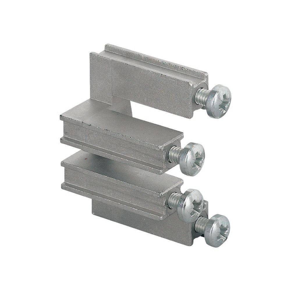 Metallklemme mit drei Schrauben, verwendet zum Verbinden oder Sichern von Materialien.