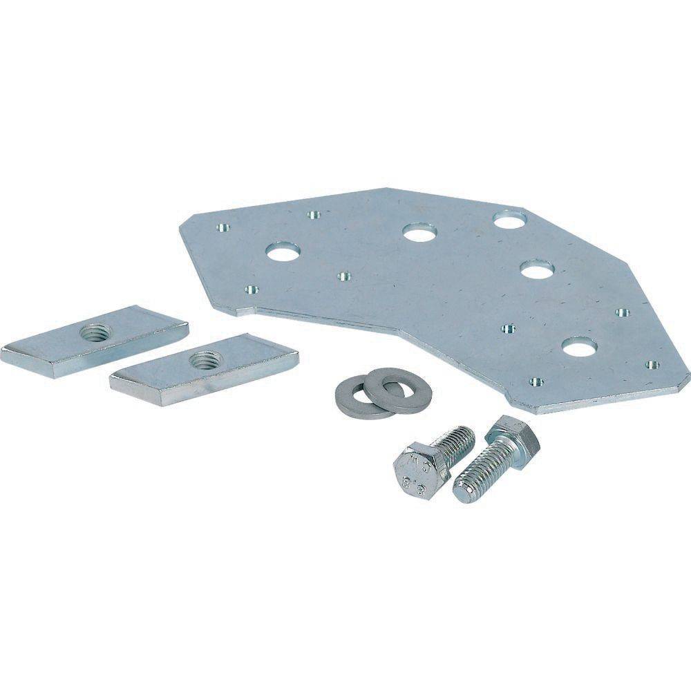 Metallhalterung bestehend aus zwei rechteckigen Platten, Unterlegscheiben und Schrauben, die zur strukturellen Unterstützung oder Montage verwendet wird.