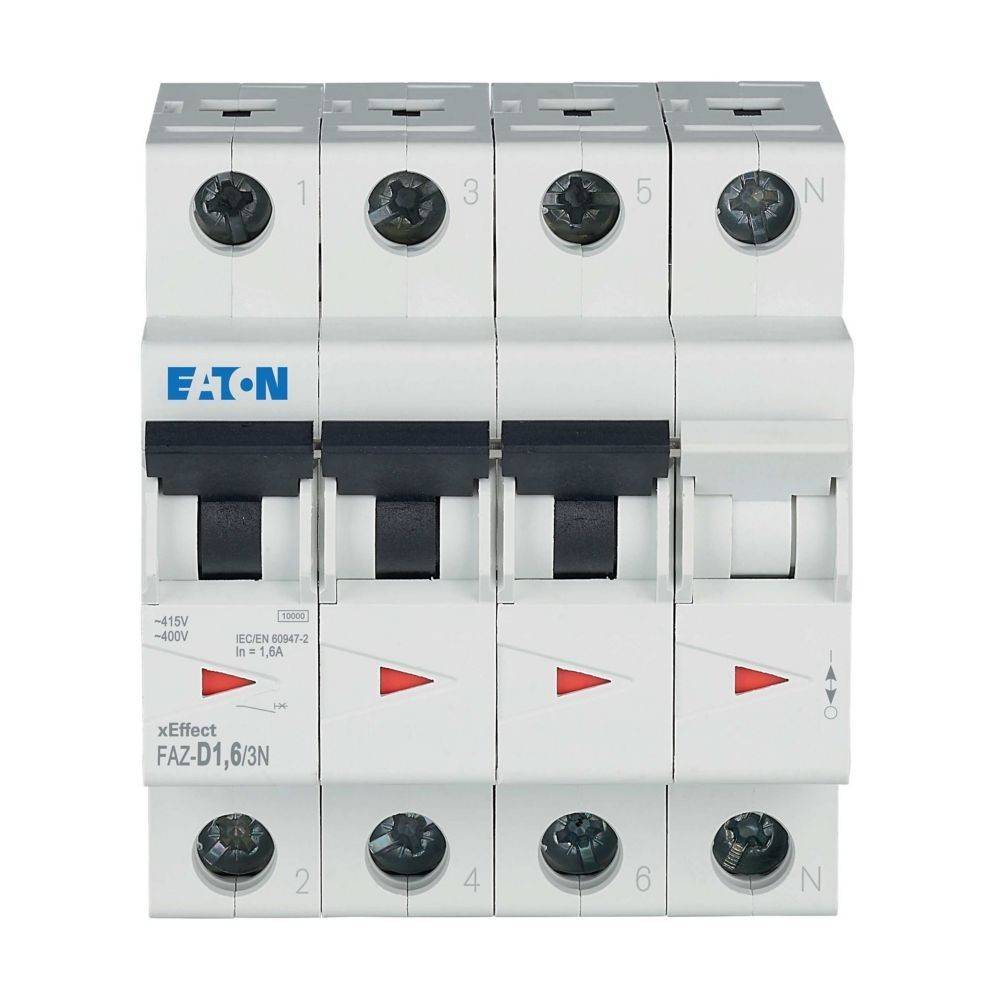 Ein vierpoliger Leistungsschalter mit der Markenbezeichnung 'Eaton' und dem Modell 'FAZ-D1,6/3N'. Er verfügt über Schalter und Anschlüsse für elektrische Verbindungen.