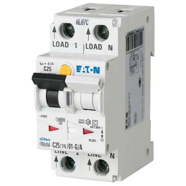 Ein Zweipol-Leistungsschalter der Marke 'Eaton' mit Kennzeichnungen 'LAST 1', 'LAST 2', 'LEITUNG 1' und 'LEITUNG 2' für elektrische Anschlüsse.