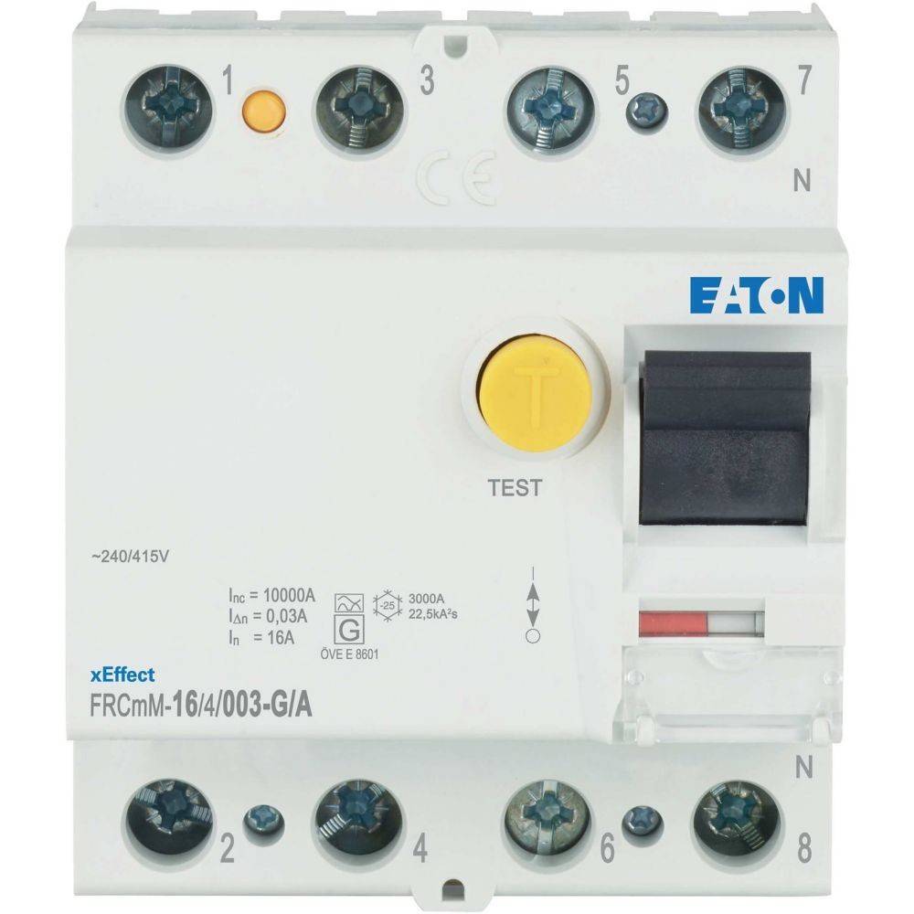 Elektrischer Leitungsschutzschalter von Eaton, Modell 'FRCmM-16/4/003-G/A', mit Testtaste, Schaltern und Klemmenbeschriftungen.