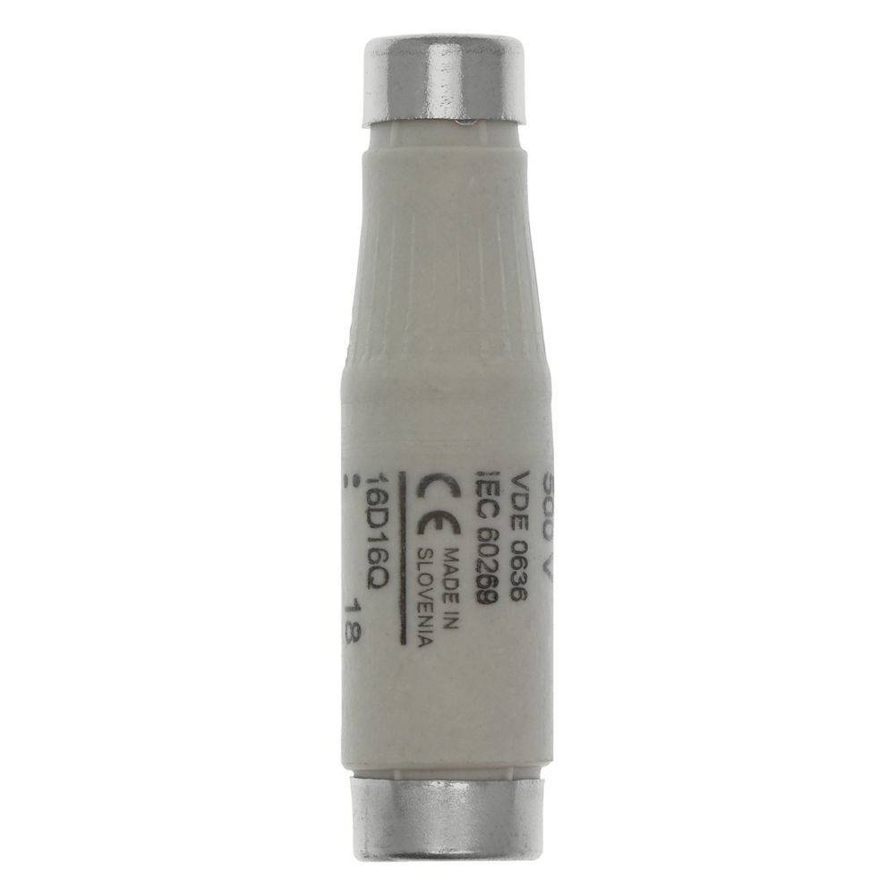 Eine Zylindersicherung mit einer Nennspannung von 500V und 16A, gekennzeichnet mit den Normen VDE 0636 und IEC 60269, hergestellt in Slowenien.