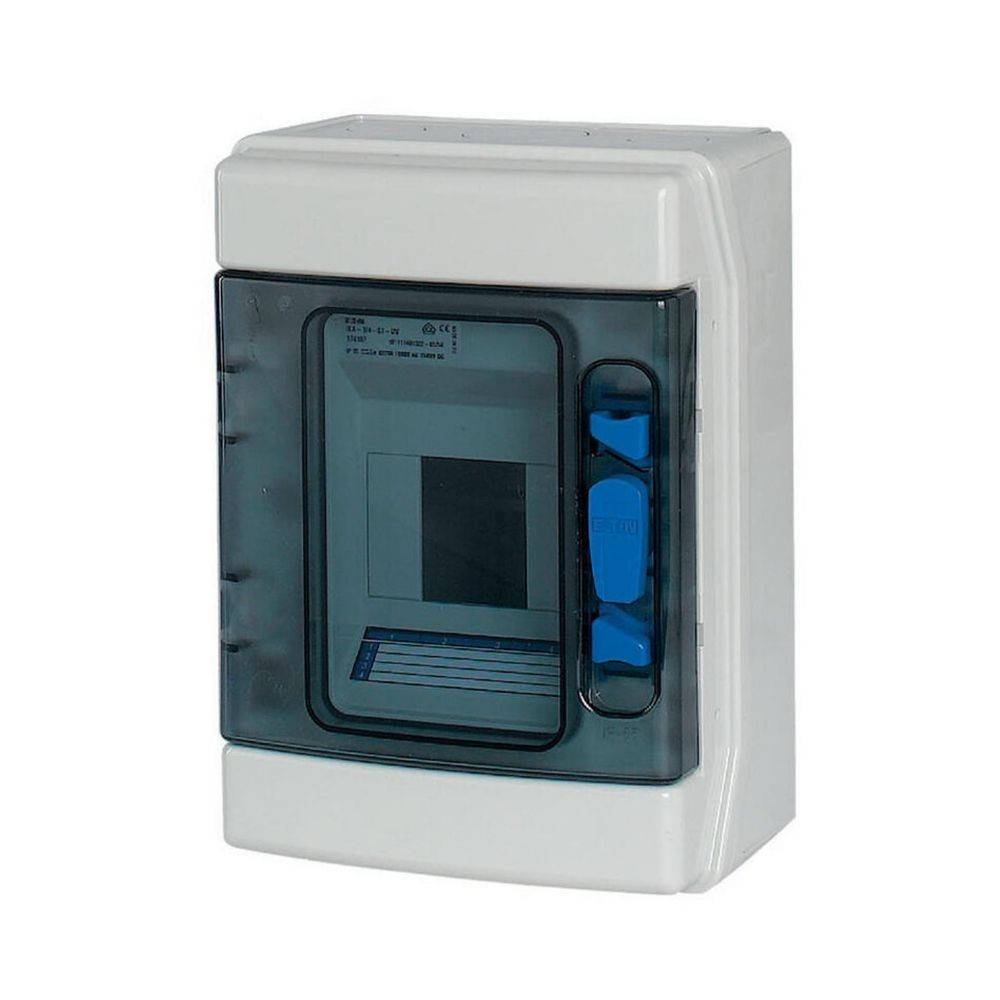 Eine weiße Elektroverteilerdose mit einer transparenten blauen Abdeckung, die Sicherungsautomaten im Inneren schützt.