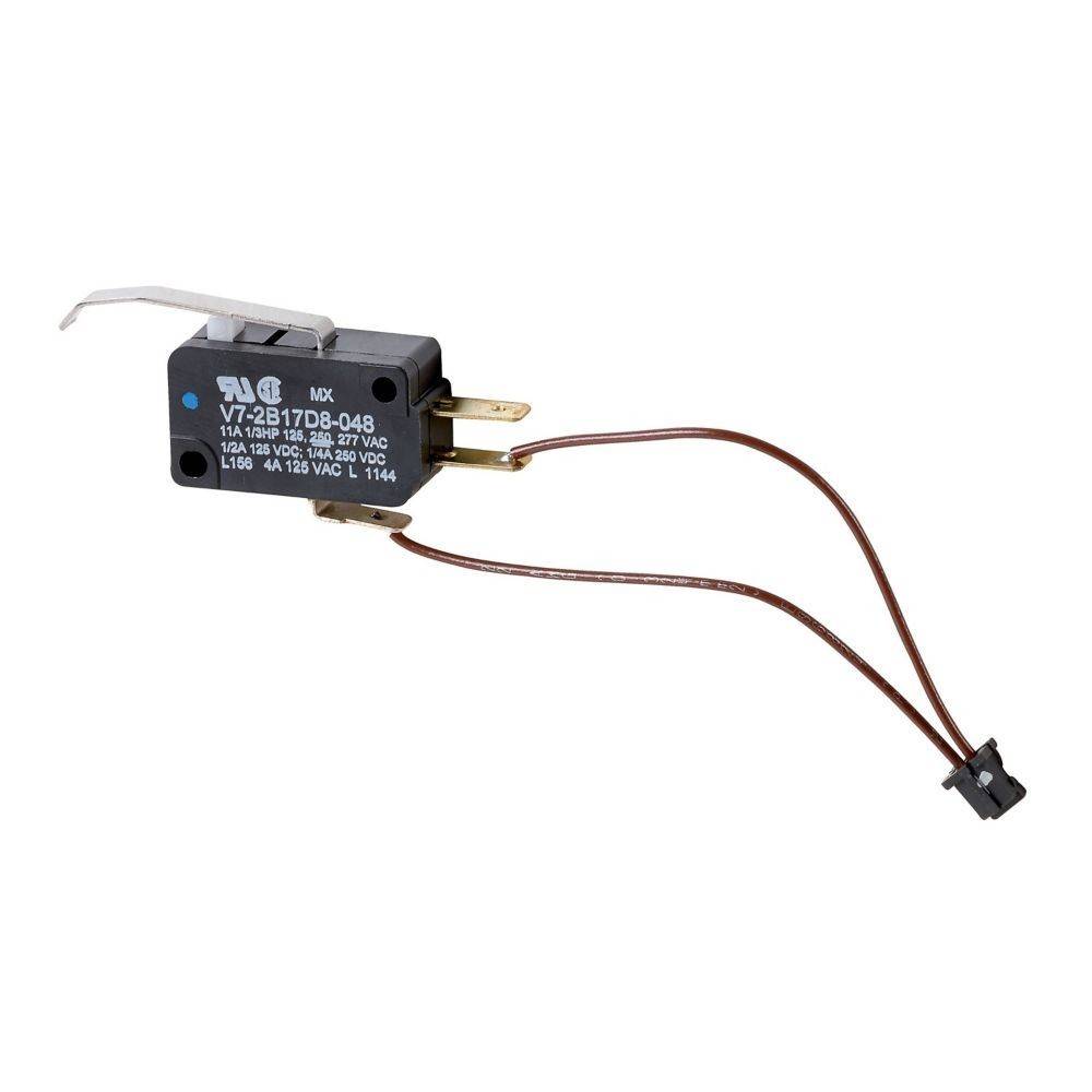 Ein kleiner schwarzer elektrischer Mikroschalter mit einem Metallhebel und zwei angeschlossenen roten Kabeln, die in einem Stecker enden.
