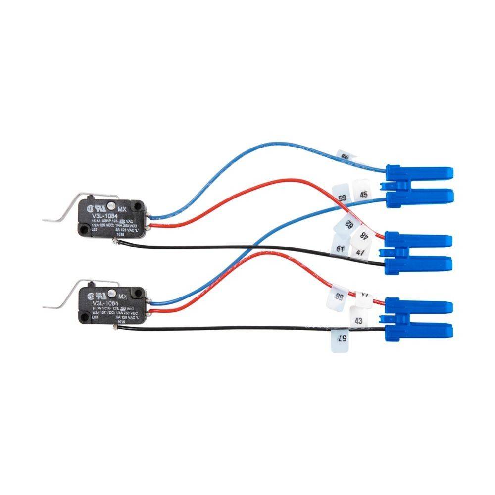 Zwei Sätze elektrischer Mikroschalter mit blauen Steckverbindern und Drahtbeschriftungen, ausgestattet mit schwarzen, roten und blauen Drähten für Schaltkreisverbindungen.