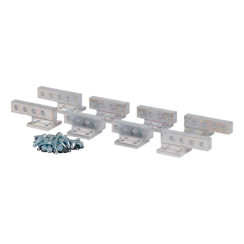 Metallhalterungen, die in zwei Reihen angeordnet sind, mit einem kleinen Haufen Schrauben davor.