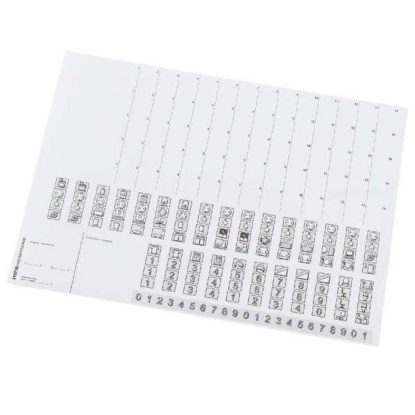 Ein Musterwahrnehmungsbogen mit Reihen von nummerierten Quadraten, die verschiedene Formen und Muster enthalten. Wird für kognitive oder visuelle Tests verwendet.