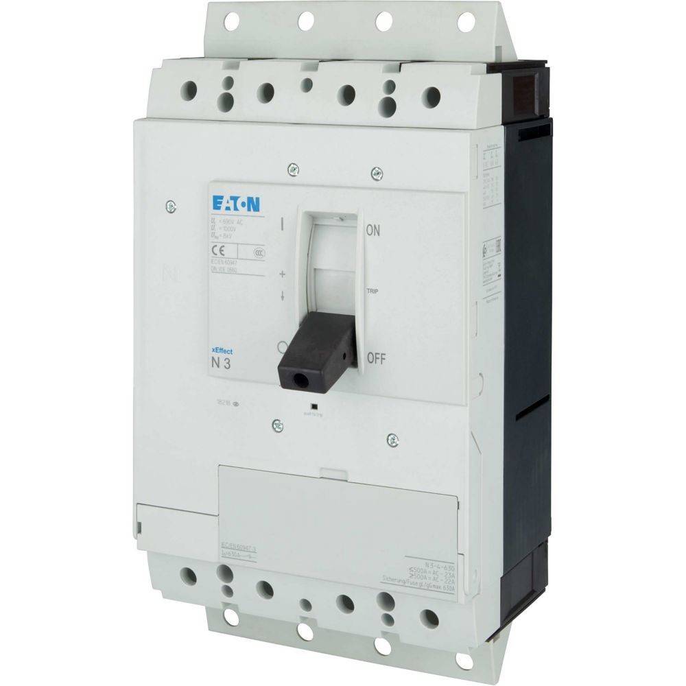 Ein weißer elektrischer Sicherungsautomat mit einem Schalter, der mit 'EIN' und 'AUS' beschriftet ist, und dem sichtbaren Markenlogo.