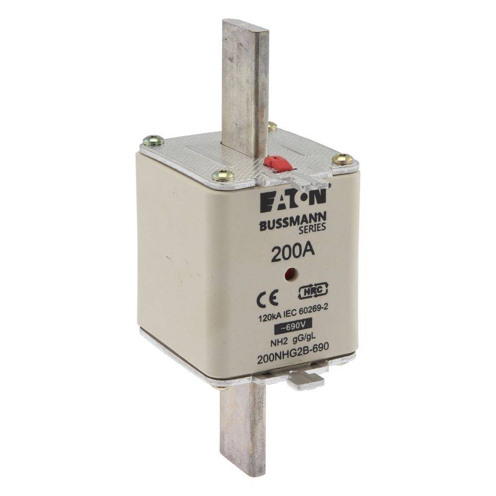 Ein rechteckiger 200A Eaton Bussmann Series Sicherungseinsatz mit Metallkontakten, die oben und unten herausragen, beschriftet mit '120kA IEC 60269-2'.