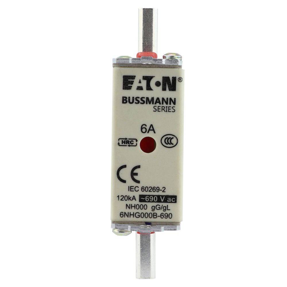 Ein Bussmann-Sicherungseinsatz der 6A-Reihe mit Metallverbindern, mit folgenden Spezifikationen: 120 kA, 690 V AC, IEC 60269-2, CE-gekennzeichnet.