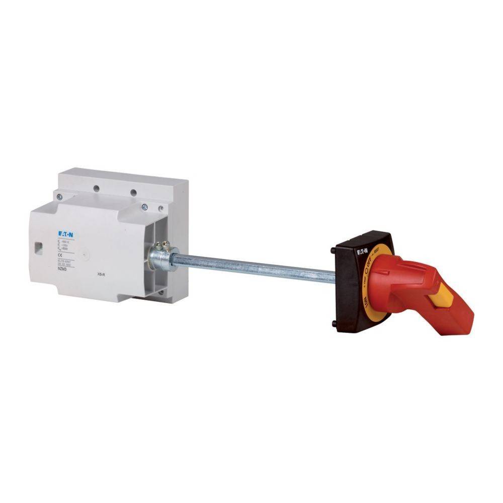 Industrieschalter mit langem Hebel. Weißer Sockel mit Eaton-Beschriftung und rotem Drehgriff mit gelber Detaillierung. Verwendet für Schwermaschinen.