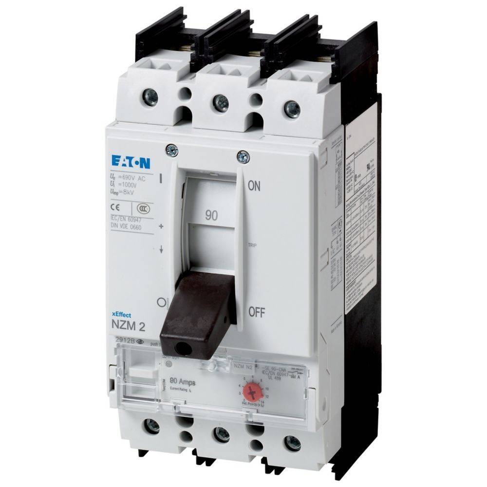 Ein 3-poliger elektrischer Leistungsschalter mit der Bezeichnung 'EATON NZM2' mit einem Kippschalter, der die Positionen 90 und AUS anzeigt, ausgelegt für 80 Ampere.